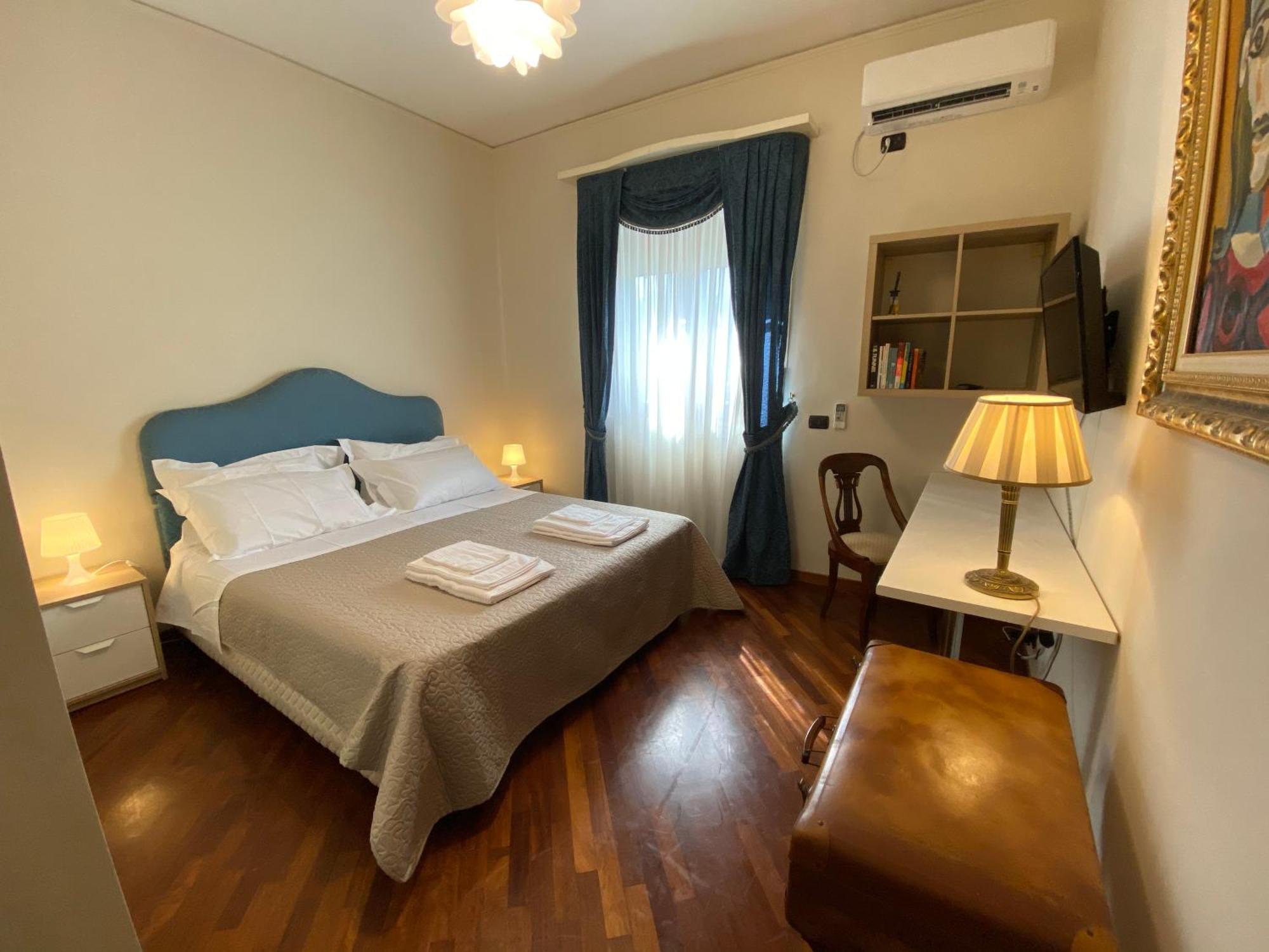 Casa Battisti Messina Guest House In Centro Citta, Ideale Per Famiglie O Gruppi ภายนอก รูปภาพ