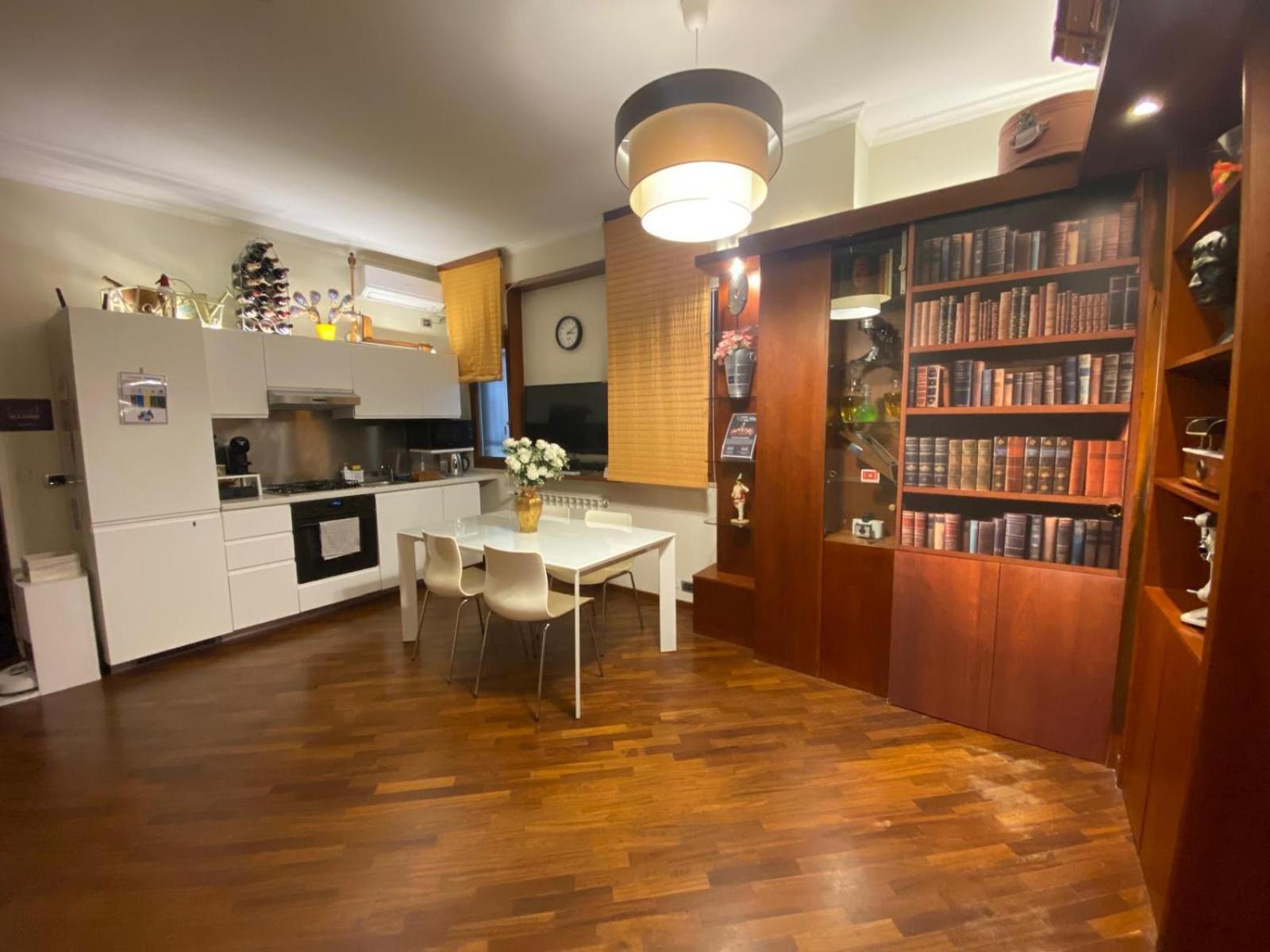 Casa Battisti Messina Guest House In Centro Citta, Ideale Per Famiglie O Gruppi ภายนอก รูปภาพ