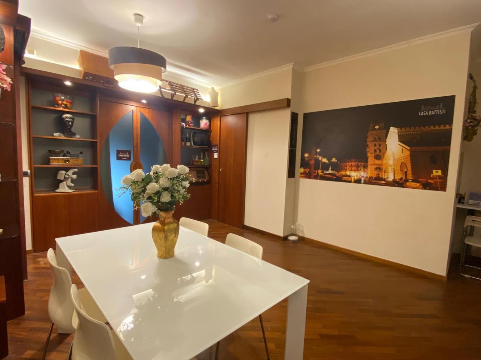 Casa Battisti Messina Guest House In Centro Citta, Ideale Per Famiglie O Gruppi ภายนอก รูปภาพ